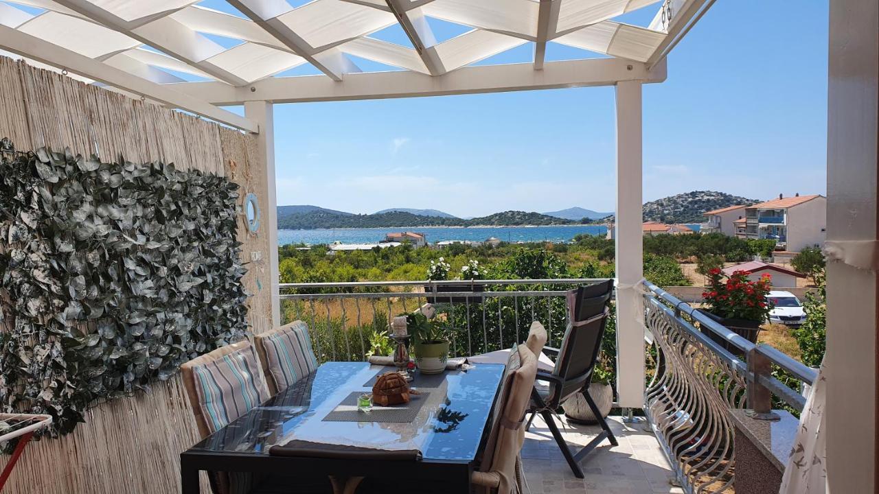 Apartmani Villa Lilliana Tribalj Extérieur photo